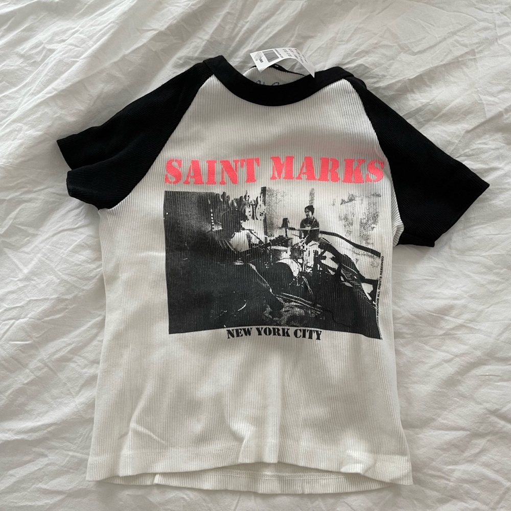 Brandy Melville Graphic